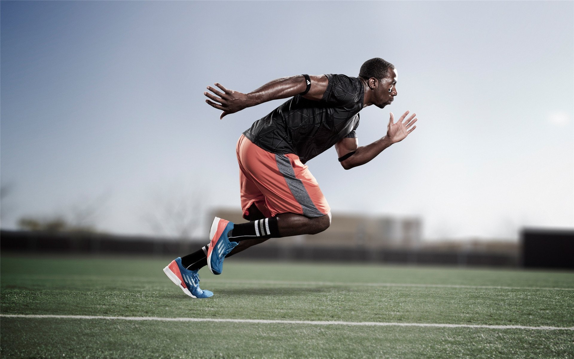 乒乓球比赛现场气氛火爆